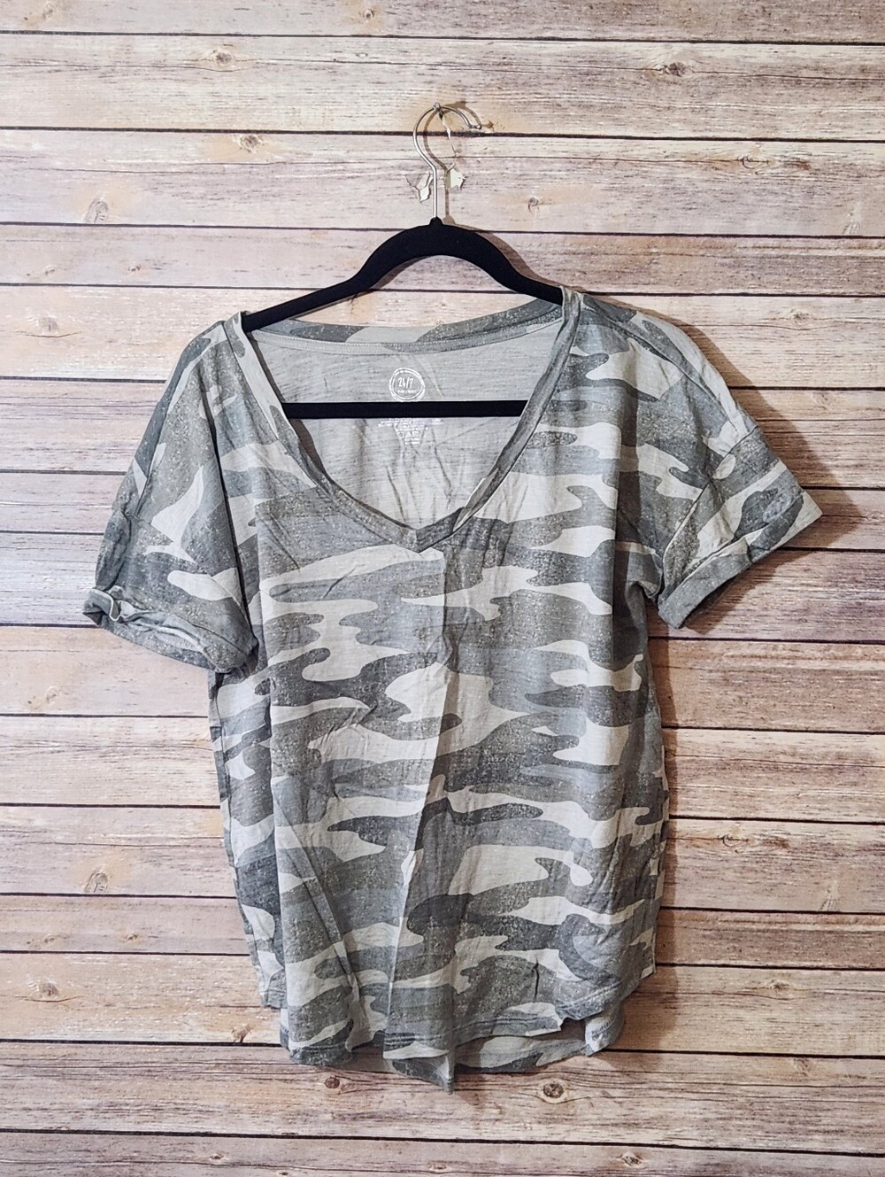 Camo V-Neck Short Sleeve Women's Top - Green-Gray/White